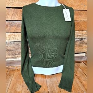 NWT Universal Thread Green Cropped Sweater Size‎ Medium